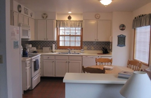 Bandon Cottage | Strawberry Point A New England Style Cottage With Ocean View