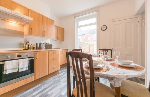 Hull House | Streams of Joy By Jesouth