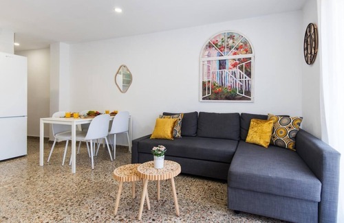 Lagunillas Apartment | STREET ART FANTASY 1 APARTMENT