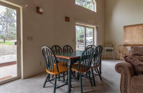 Bass Lake House | Streiff Lake House