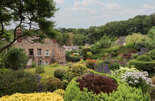 Dyserth Cottage | STRENGTH ROOMS, pet friendly, character holiday cottage in Dyserth