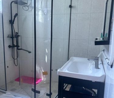Maanyi Hotel | Strikers Hotels and Clubs