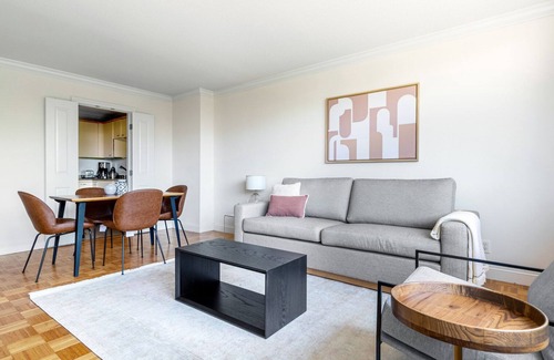 Fenway–Kenmore Apartment | Striking Symphony 1BR w/Doorman, near T Stop & MFA, by Blueground
