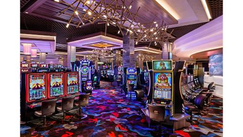 Las Vegas Hotel | StripSuite Palms Place One Bedroom Hotel, Resort & Casino