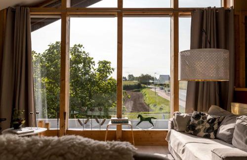 Riemst House | StroEnzo - RUIME LOFT - 5P - 2SLPK - DAKTERRAS - LAADPAAL - 10MIN Maastricht