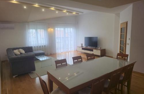 Osijek Apartment | Stross Apartments & Rooms
