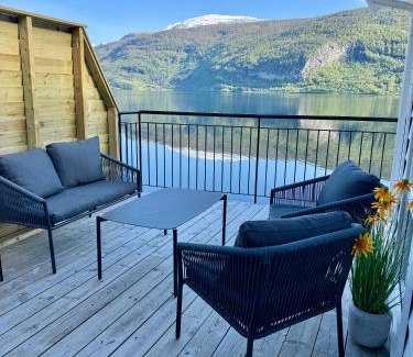 Stryn Apartment | Stryn Fjord Cottage Faleide