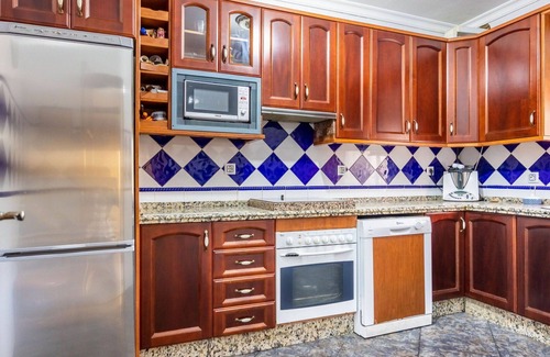 Villanueva del Rio y Minas House | Stunning private villa for 6 people with A/C, private pool, WIFI, TV and patio