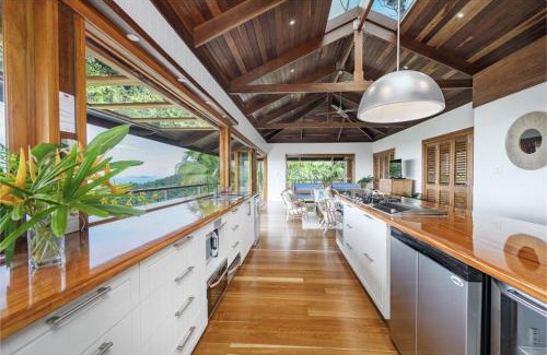 Mission Beach House | Stu's Lookout