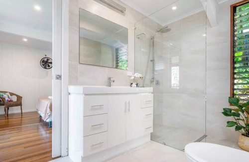Mission Beach House | Stu's Lookout! Summar