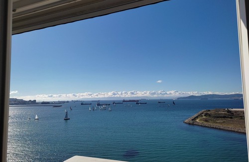 La Linea de la Concepcion Apartment | Studio with terrace and spectacular views