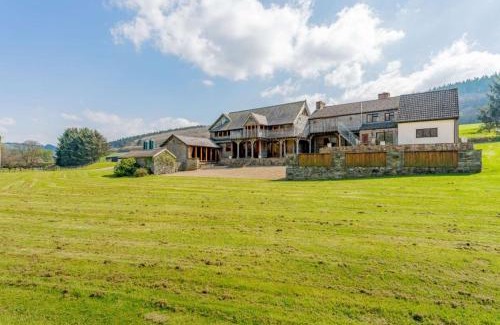 Tirabad House | Stud Farm House