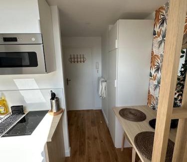 Le Bas Vaucelles Apartment | Studette entièrement rénovée et lumineuse