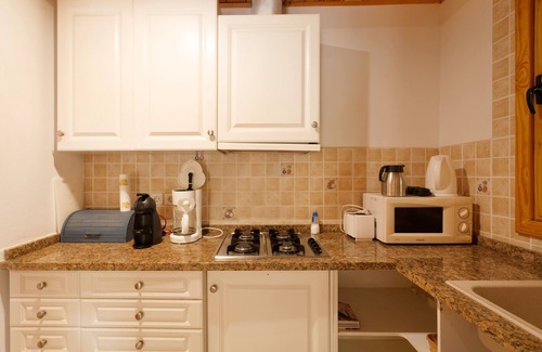 San Bartolome de Tirajana Villa | 'Studio Martin' with Shared Pool, Shared Terrace and Wi-Fi