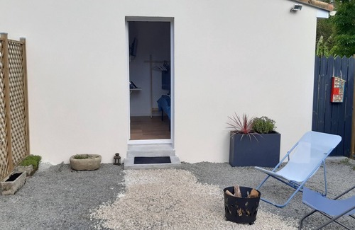 Saint-Leger-les-Vignes Apartment | Studio à Mi-chemin Entre Nantes et de Pornic et 5 Minutes de Planète Sauvage