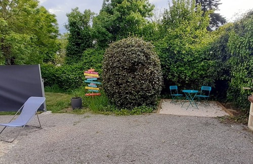 Saint-Leger-les-Vignes Apartment | Studio à Mi-chemin Entre Nantes et de Pornic et 5 Minutes de Planète Sauvage