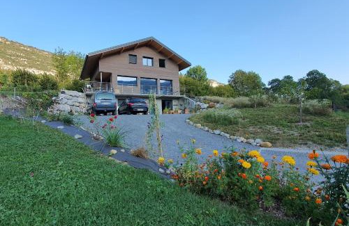 Chaparon Apartment | Studio à la campagne au bout du lac d'Annecy