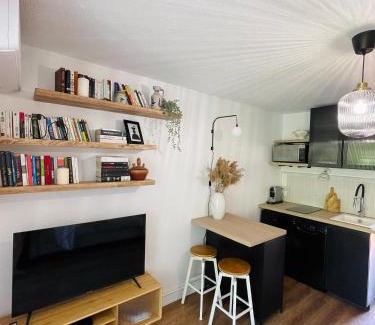 Sanary-sur-Mer Apartment | Studio à Portissol avec parking