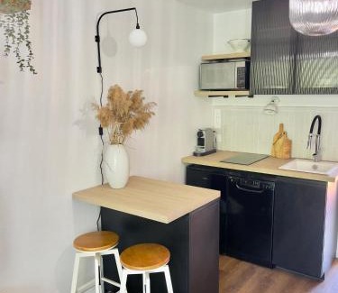 Sanary-sur-Mer Apartment | Studio à Portissol avec parking