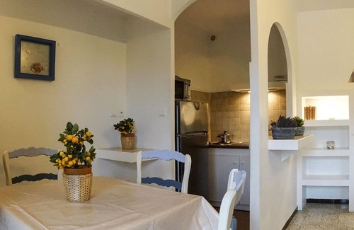 Giens Apartment | studio - 1 room - 2/4 persons