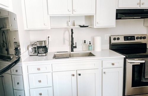 Downtown Oklahoma City Apartment | Studio #15 Modern Studio in OKC's Vibrant Midtown!