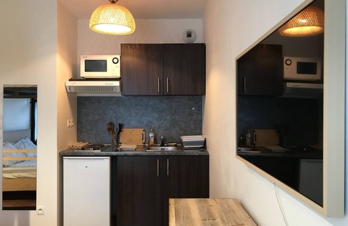 Montevrain Apartment | Studio 150m from RER A-Val d'Europe. Disney/Paris