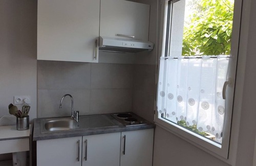 Taussat Apartment | Studio 2 - independence and freedom