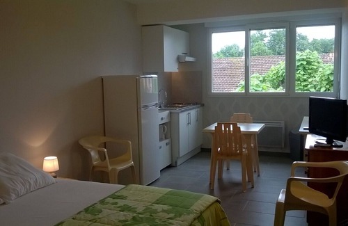 Taussat Apartment | Studio 2 - independence and freedom