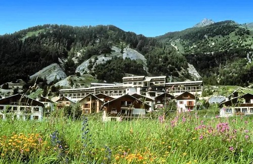 Ceillac Apartment | Studio 2 People + 1 baby