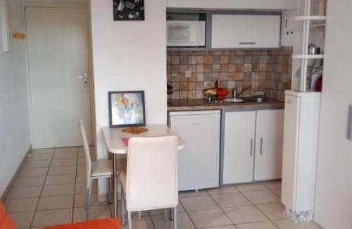 Le Port Apartment | Studio 2 personnes proche Plage et Commerces - 2phoe504