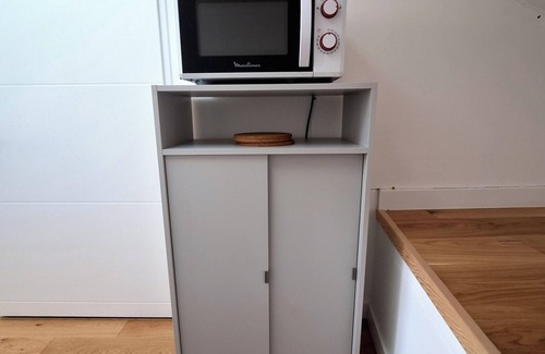 Cauderan Apartment | Studio 2 renovated balcony garage