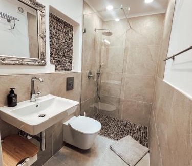 Stadtbezirk 3 Apartment | studio 257