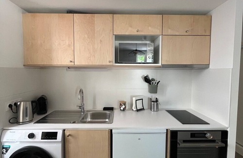Velaux Apartment | Studio 25m2 air-conditioned and fully equipped