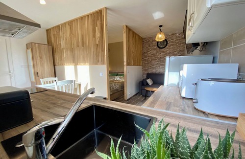 Suze-la-Rousse Apartment | STUDIO 263 "Studio with Provencal charm in Suze-la-Rousse - Calm & authenticity