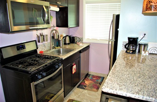 Mira Mesa Apartment | Studio #3, private entrance/kitchen/bathroom