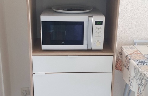 La Jetee Apartment | Studio 3 sleeps air-conditioned near the beach canet-en-roussillon (le port)