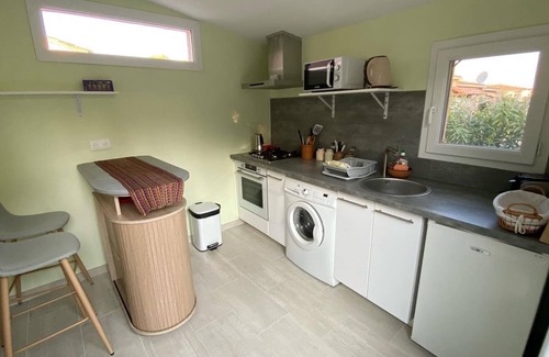 Tiuccia Apartment | Studio 30m², Private garden, Beach 5 mins walk