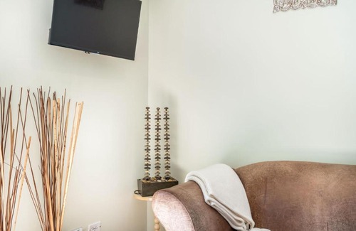 Acton Park Apartment | Studio 318