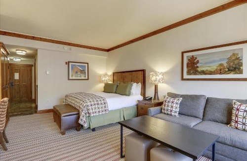 Stowe Area House | Studio 373 at The Lodge at Spruce Peak