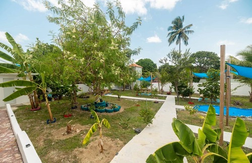 Esperanza Apartment | Studio #4 Casiguaya w Garden - Guayacan Guesthouse