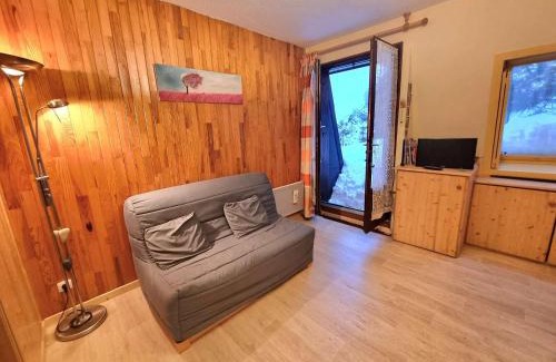 Saint-Michel-de-Chaillol Apartment | Studio 4 Pers avec Terrasse et Jardinet - Ski et Randos à Pied - Animaux Admis - FR-1-393-164