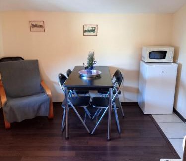 Aixe-sur-Vienne Apartment | studio 4 personnes
