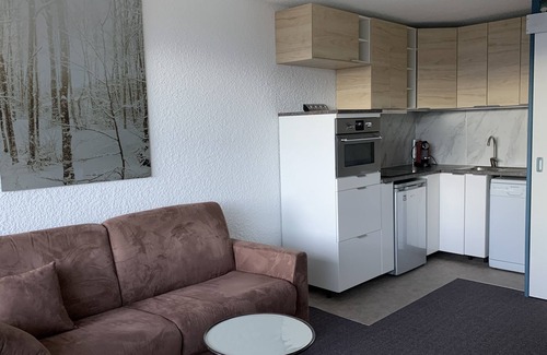 Eclose-Ouest Apartment | Studio 4 Personnes + Parking Couvert