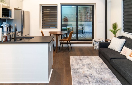 Center City East Apartment | Studio 45 is a Studio Apartment in the Historic Old City section of Philadelphia