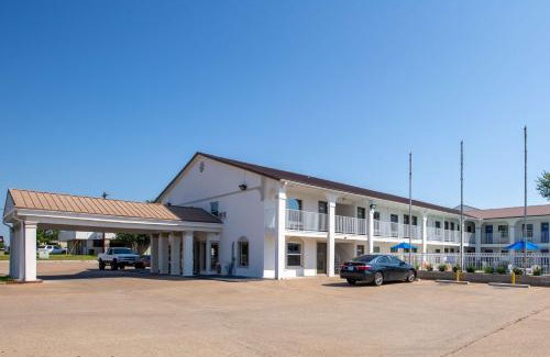 Bryan Hotel | Studio 6-Bryan, TX - University Area