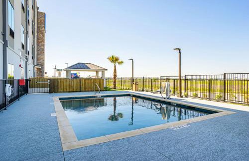 Buda Hotel | Studio 6-Buda, TX