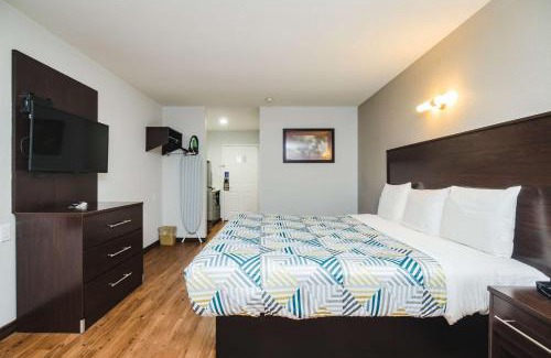 Channelview Hotel | Studio 6 Channelview TX Baytown West