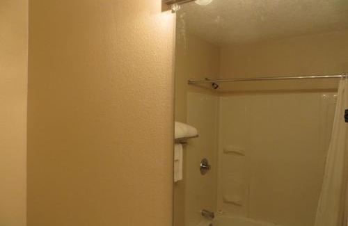 Northwest Dallas Hotel | Studio 6-Dallas, TX