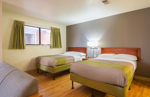 Greensboro Hotel | Studio 6-Greensboro, NC