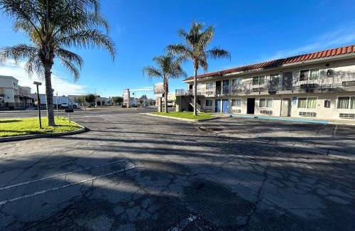 Hemet Hotel | Studio 6 Hemet, CA